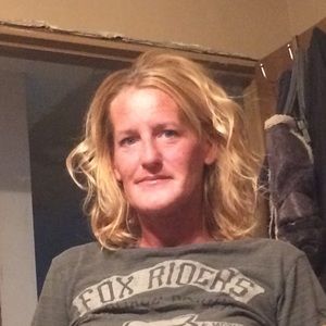 Meet your Posher, Marissa